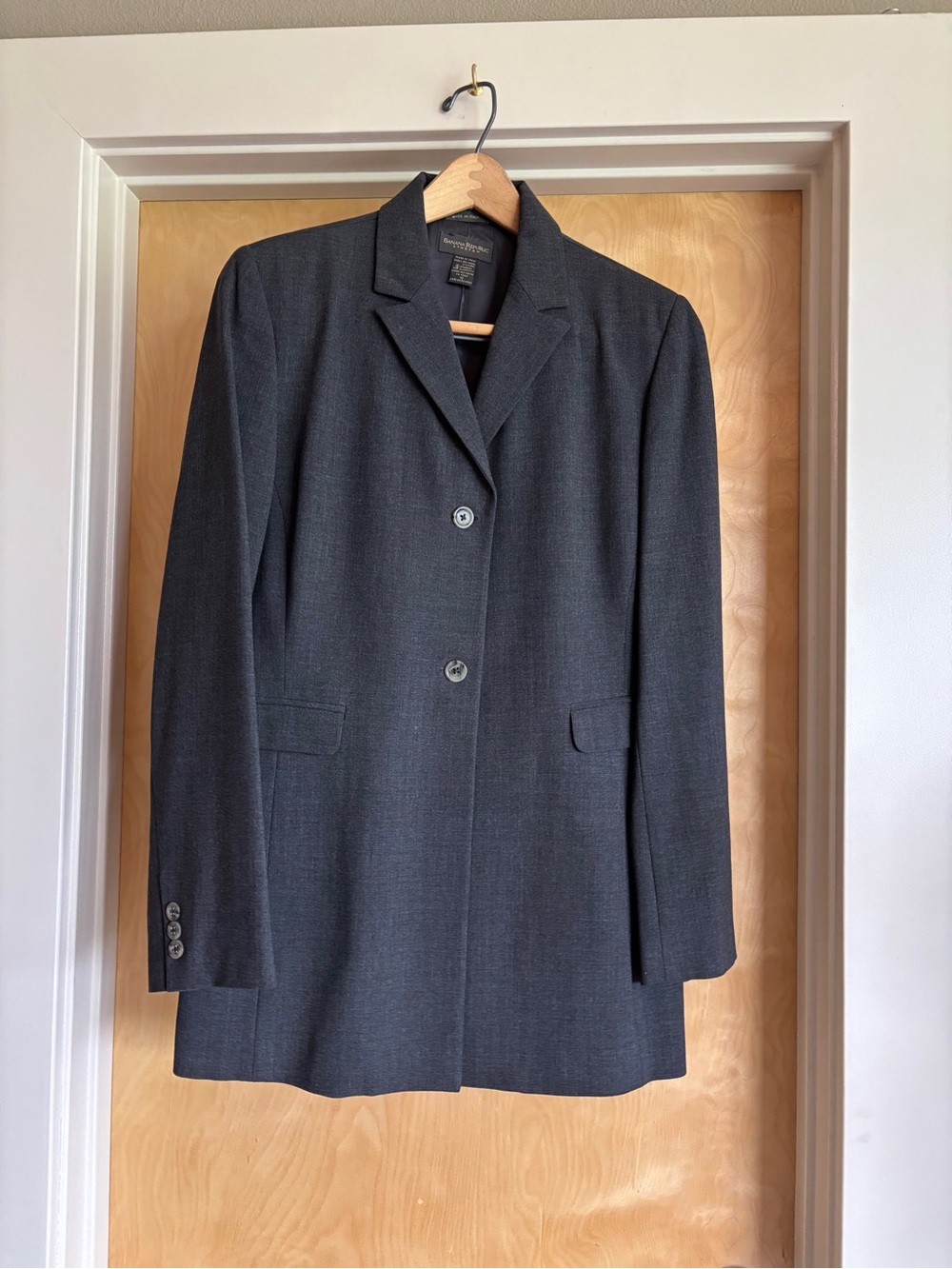 Banana Republic 10 Charcoal Italian Wool Longline Blazer Made in Italy Stretch